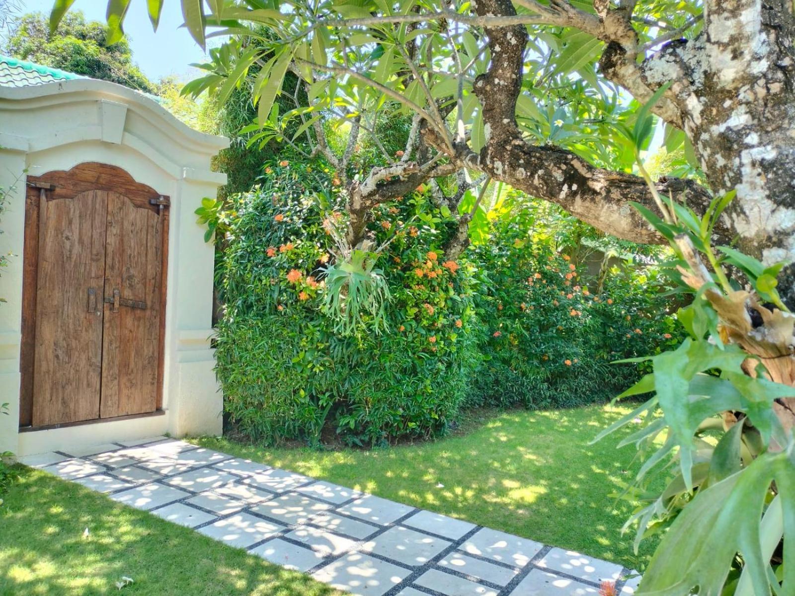 Villa Frangipani Санур Екстер'єр фото